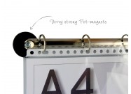 Magnetic ringbinder A4 close up
